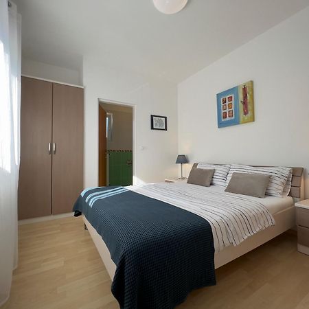 Stay In The Heart Of Porec - 50M To The Beach Exterior foto